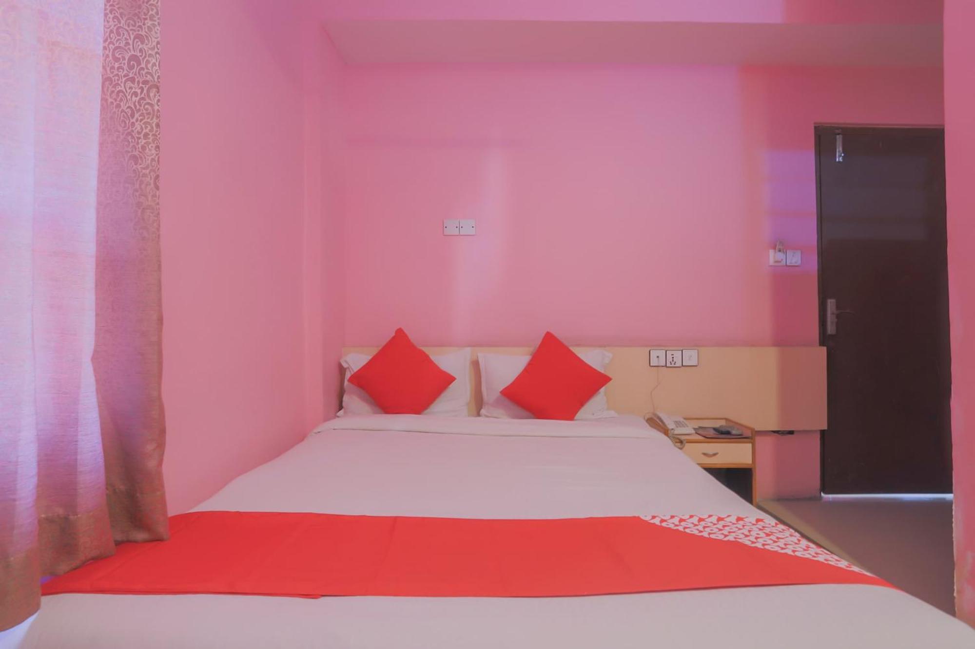 Oyo 789 Hotel Shivam Plaza Katmandu Eksteriør billede