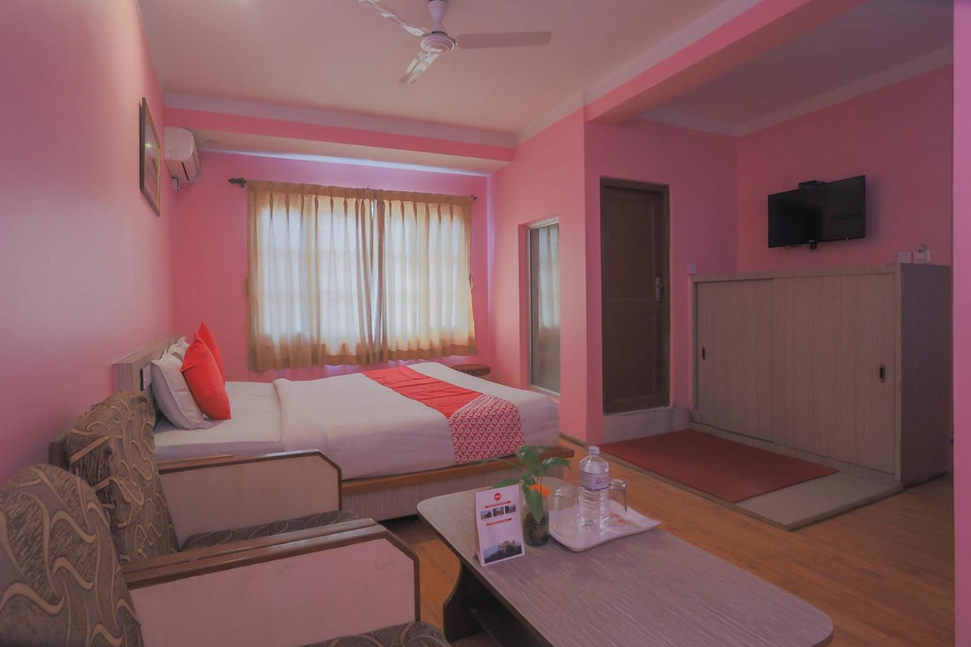 Oyo 789 Hotel Shivam Plaza Katmandu Eksteriør billede